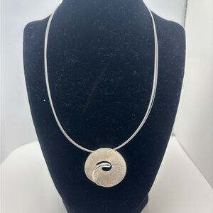 Elegant Silver Pendant Necklace